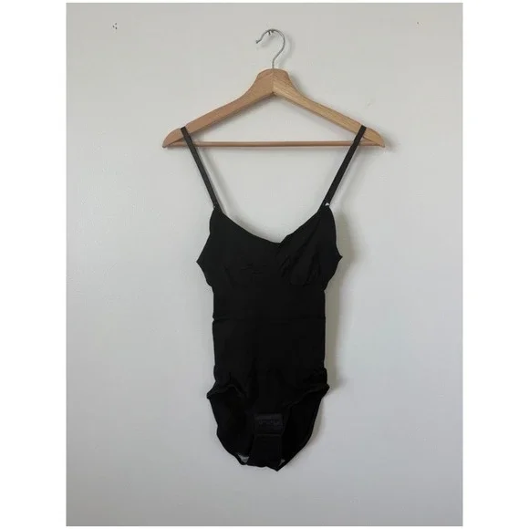 Women's Shapewear Bodysuit – Black – Size large – NWOT - Picture 1 of 3